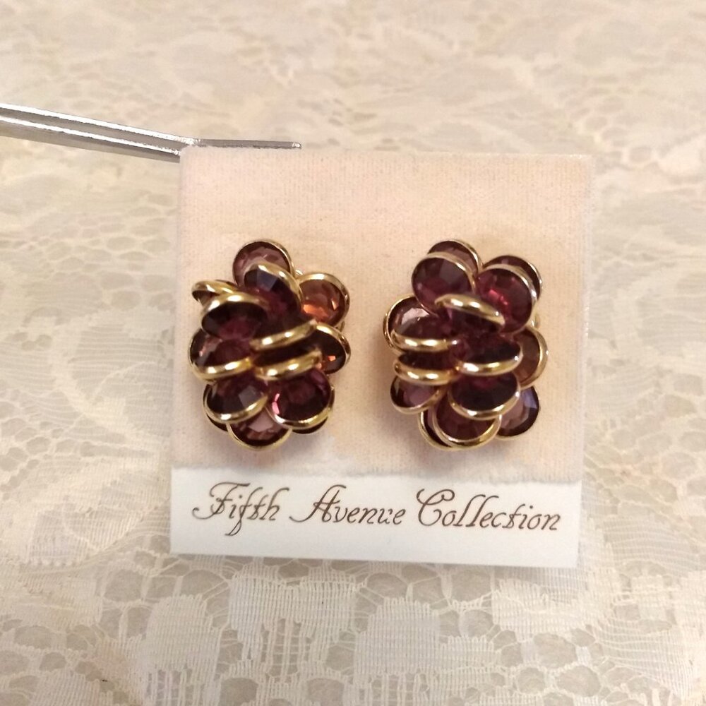 Vintage Purple Crystal Gold Tone Earrings VTG Non-Pierced Clip Earrings - Picture 7 of 9